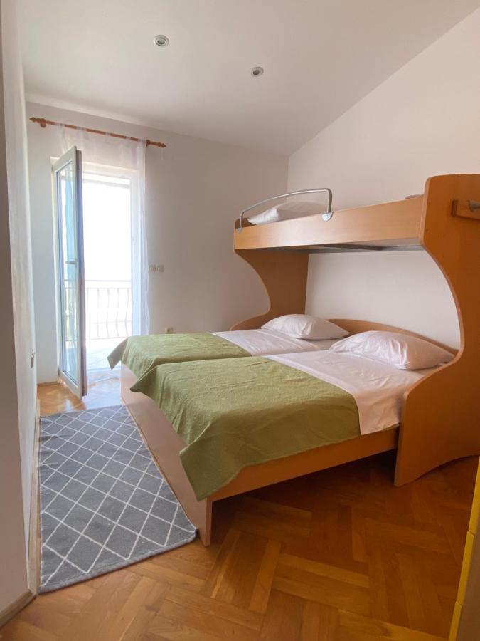 Apartmani Niks Makarska Eksteriør billede